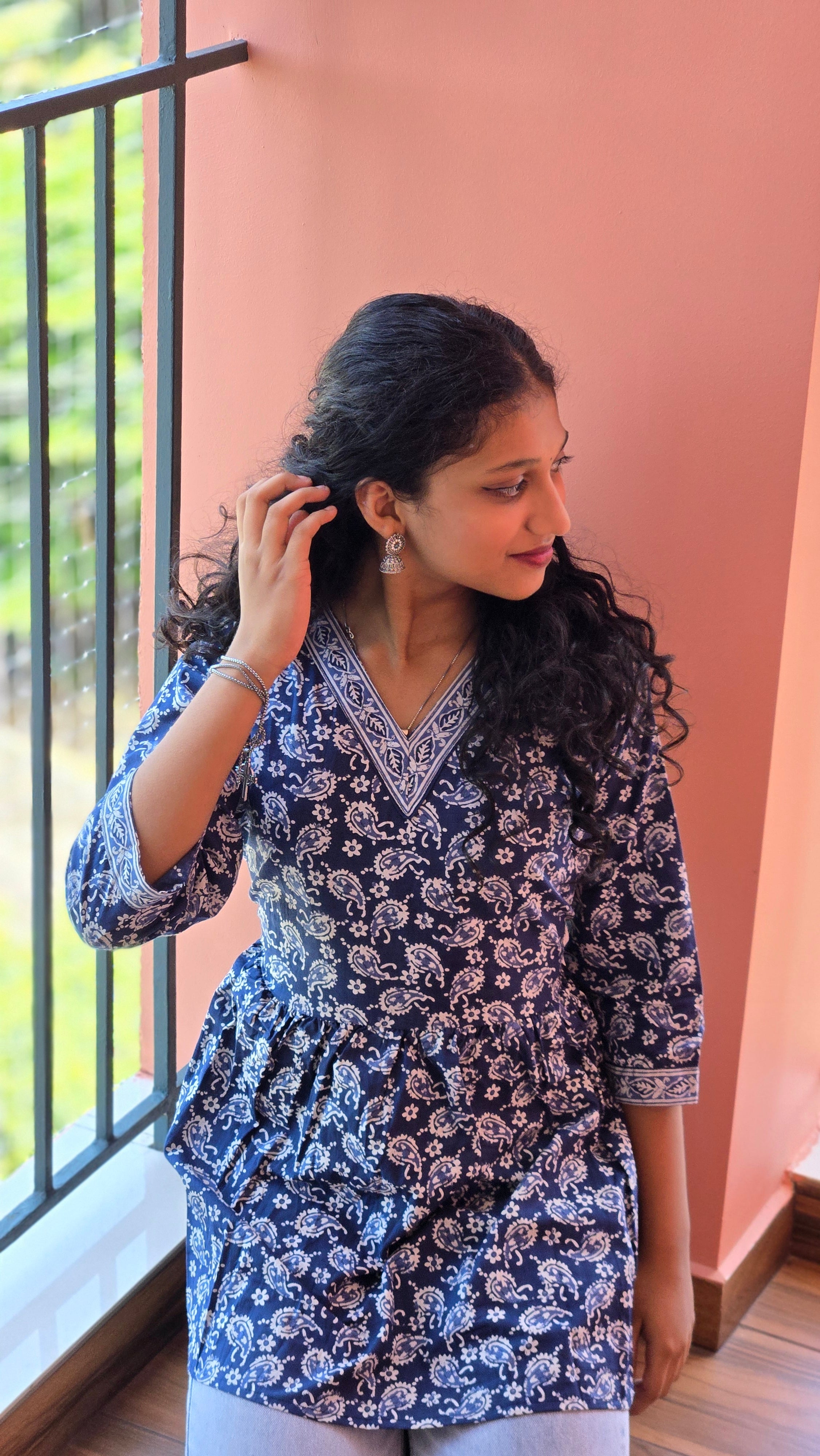 Short floral printed Kurta
