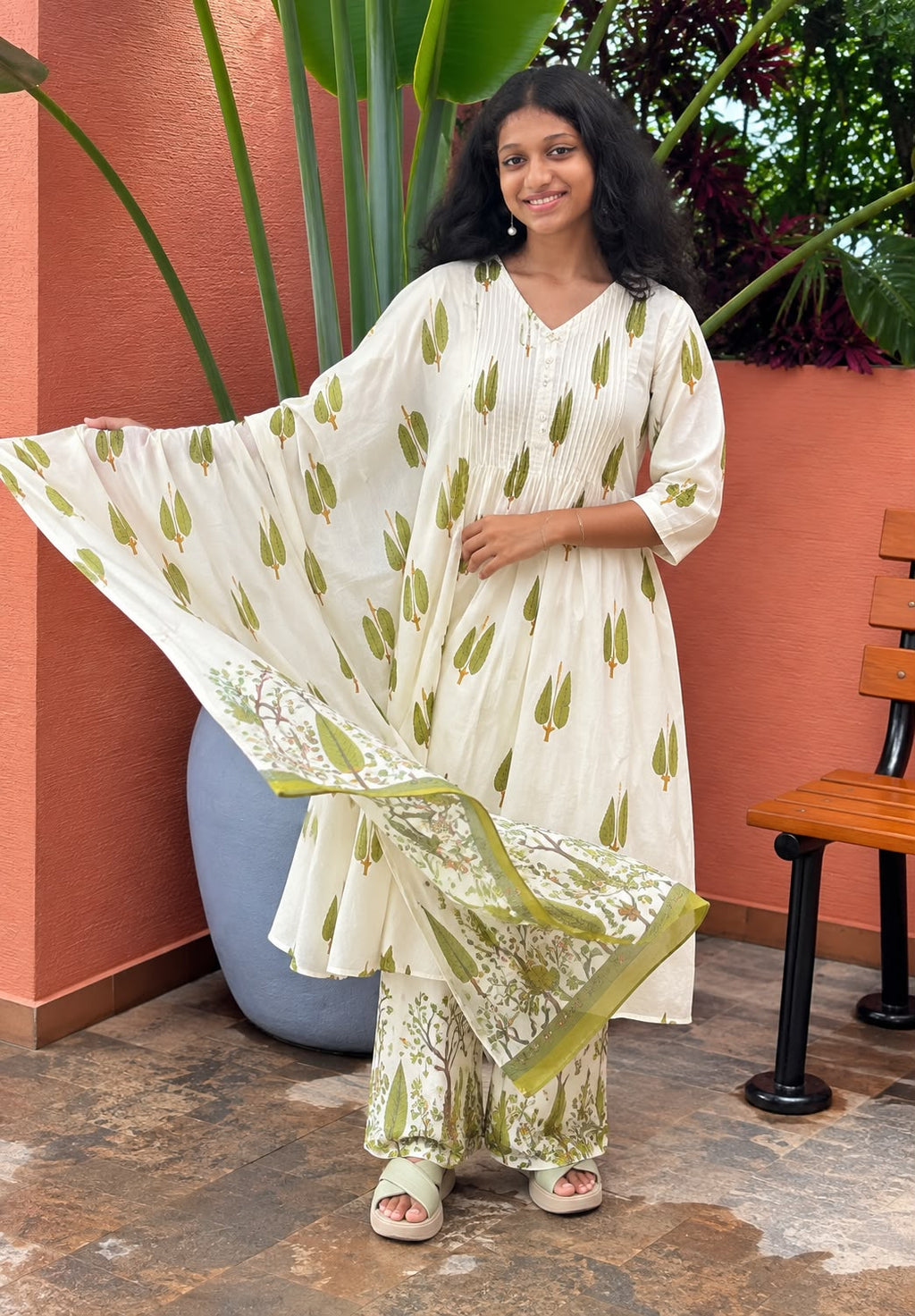 Red & Green Printed 3-Piece Kurta Set